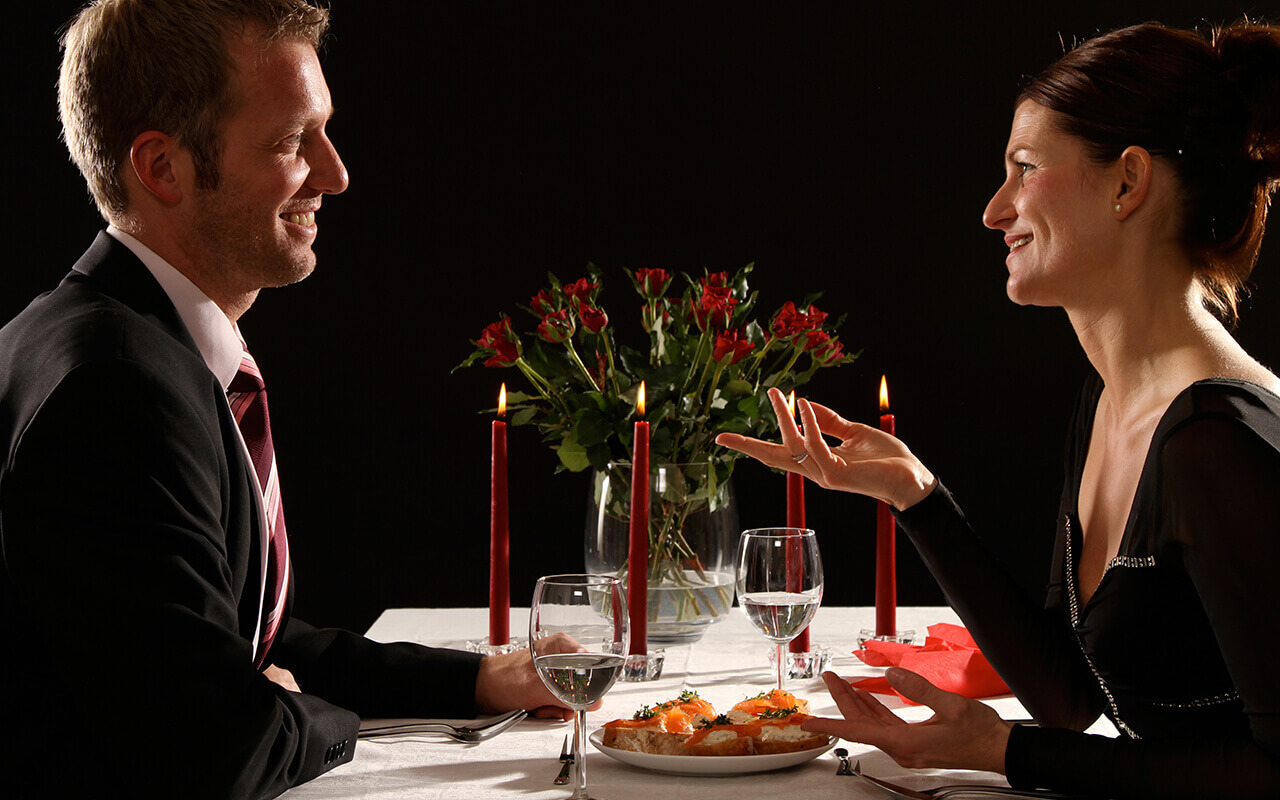 Das Candle-Light Dinner in der VINERIA Nürnberg ist ein romantisches kulinarisches Erlebnis.